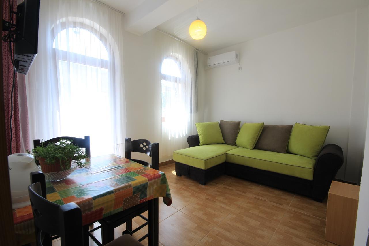 Apartments Olga Virpazar Exterior foto